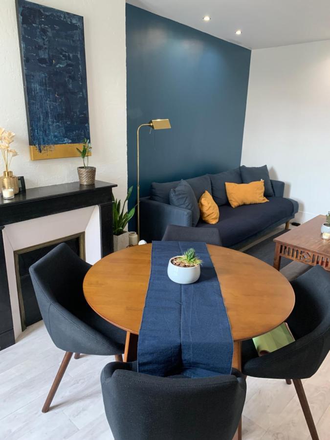 Joli appartement à Lamorlaye avec parking gratuit Esterno foto